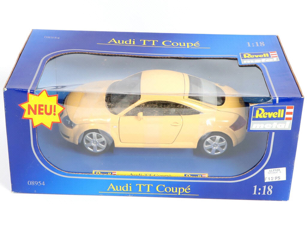 Lot 36 - REVELL (ALLEMAGNE) (4)