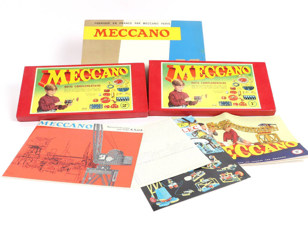Lot 8 - MECCANO (FRANCE) (3)