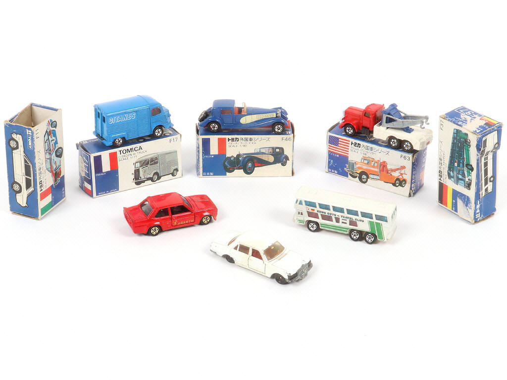 Lot 85 - TOMICA (JAPON) (6)