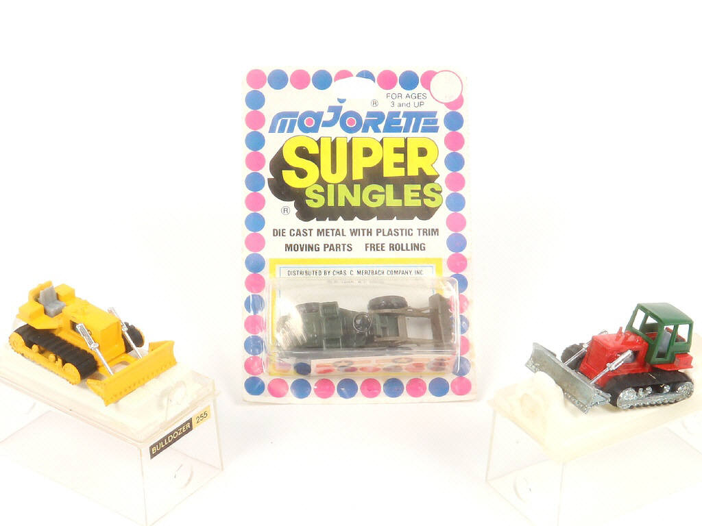 Lot 285 - MAJORETTE (FRANCE) (3)