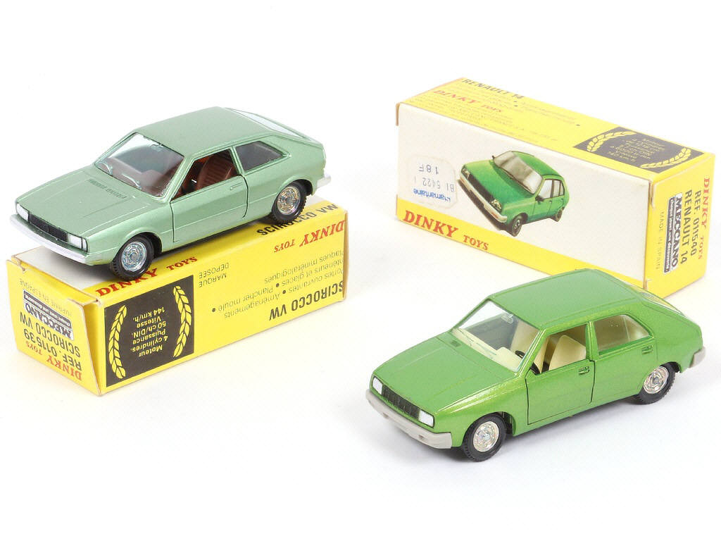 Lot 293 - DINKY TOYS (FRANCE) (2)