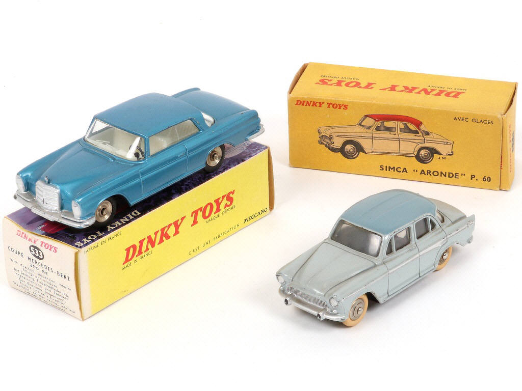 Lot 277 - DINKY TOYS (FRANCE) (2)