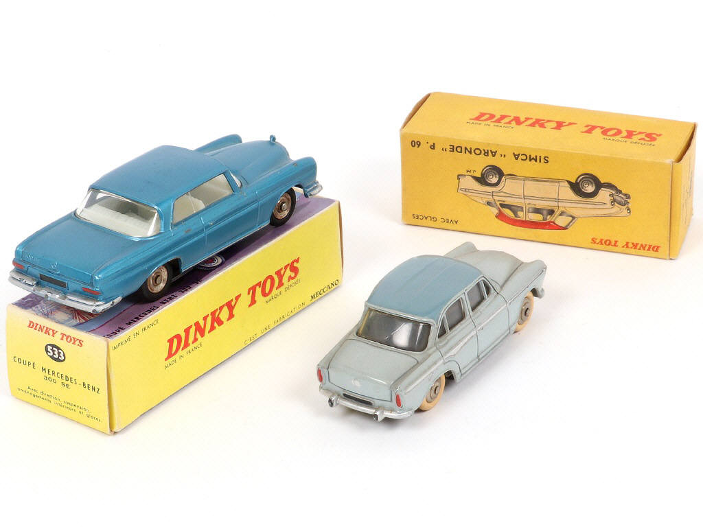 Lot 277 - DINKY TOYS (FRANCE) (2)