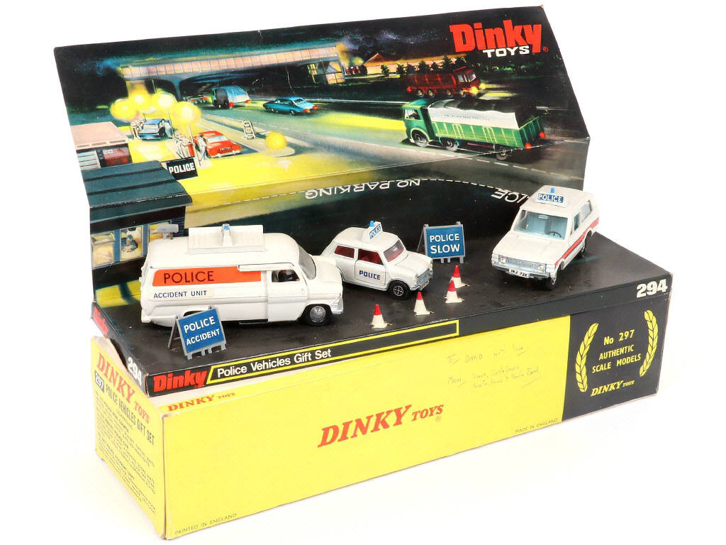 Lot 224 - DINKY TOYS (GB) (1)