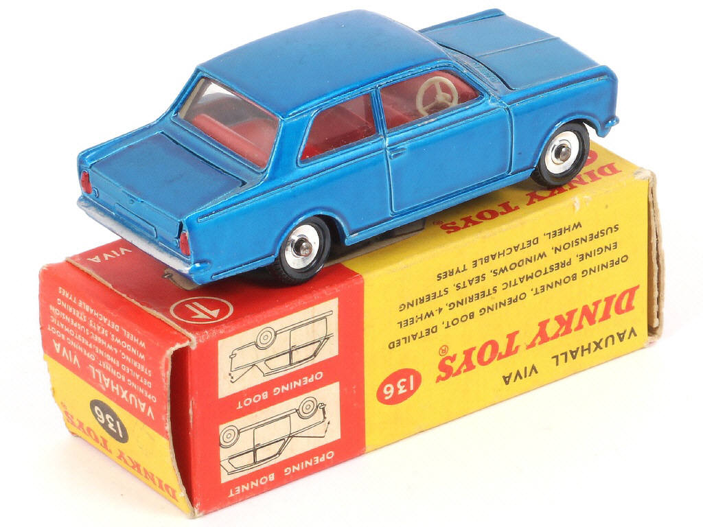 Lot 218 - DINKY TOYS (GB) (1)