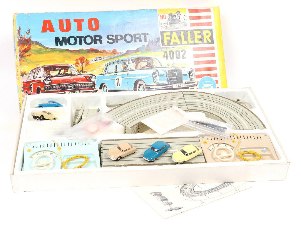 Lot 2 - FALLER 'HO' (ALLEMAGNE) (4)