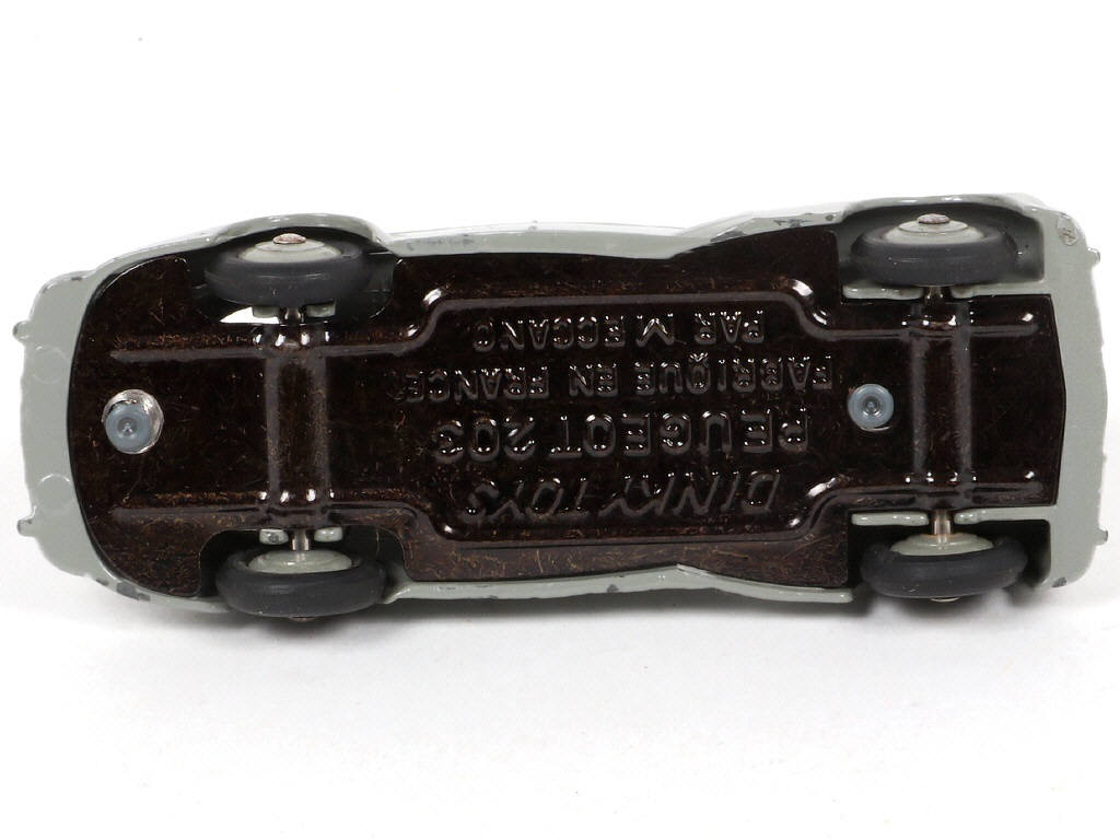 Lot 243 - DINKY TOYS (FRANCE) (1)