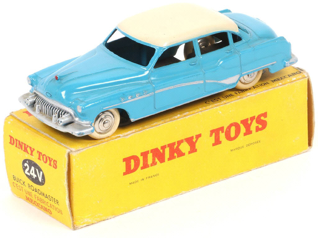 Lot 254 - DINKY TOYS (FRANCE) (1)