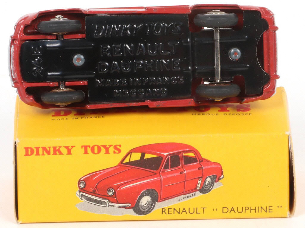 Lot 250 - DINKY TOYS (FRANCE) (1)