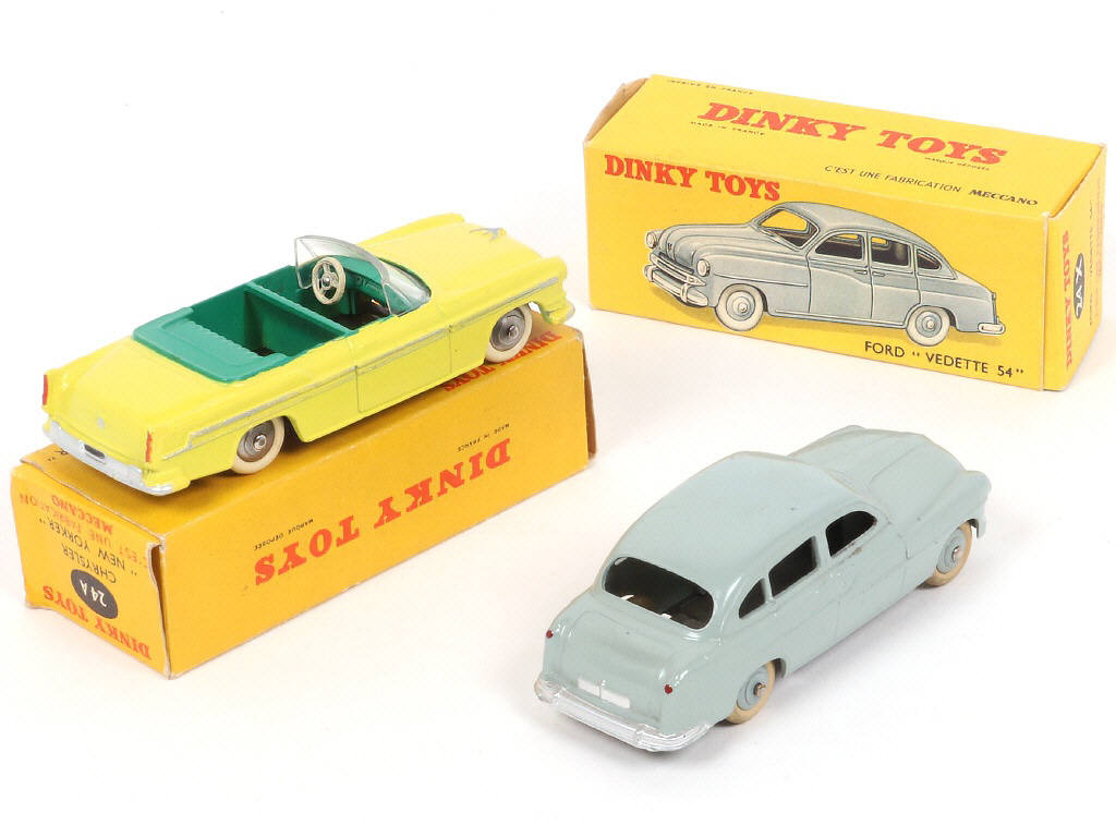 Lot 282 - DINKY TOYS (FRANCE) (2)
