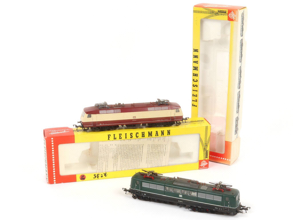 Lot 30 - FLEISCHMANN 'HO' (ALLEMAGNE) (2)
