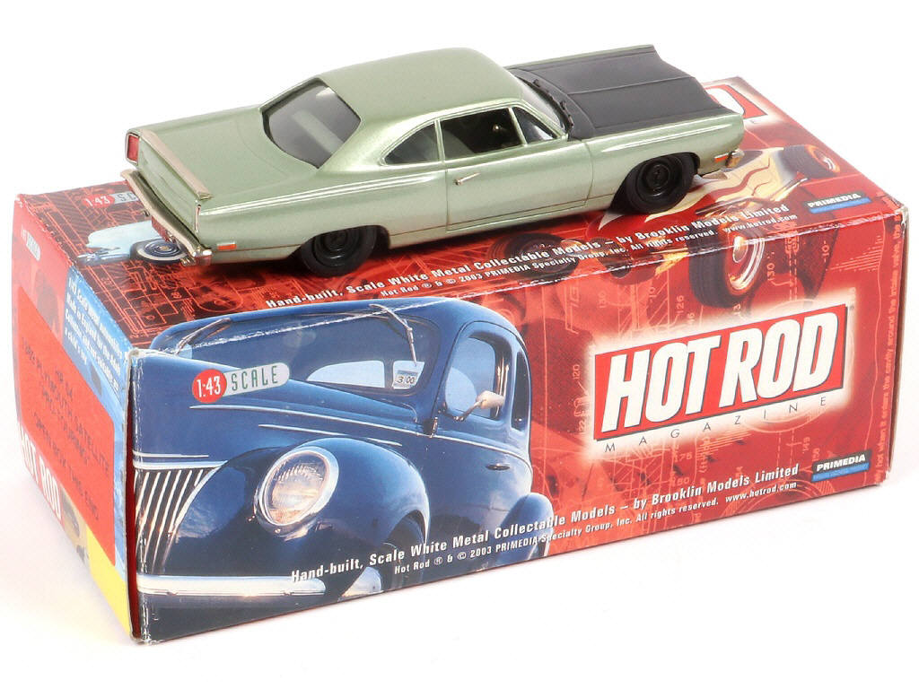 Lot 102 - BROOKLIN MODELS (GB) (1)