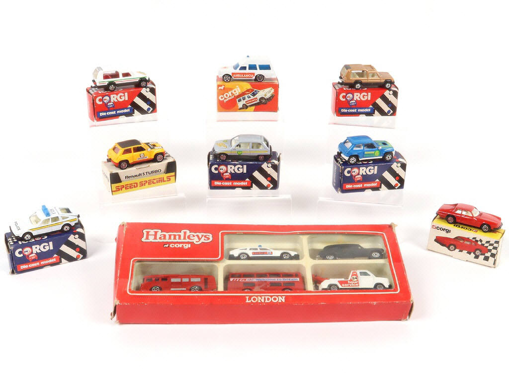Lot 141 - CORGI TOYS (GB) (9)