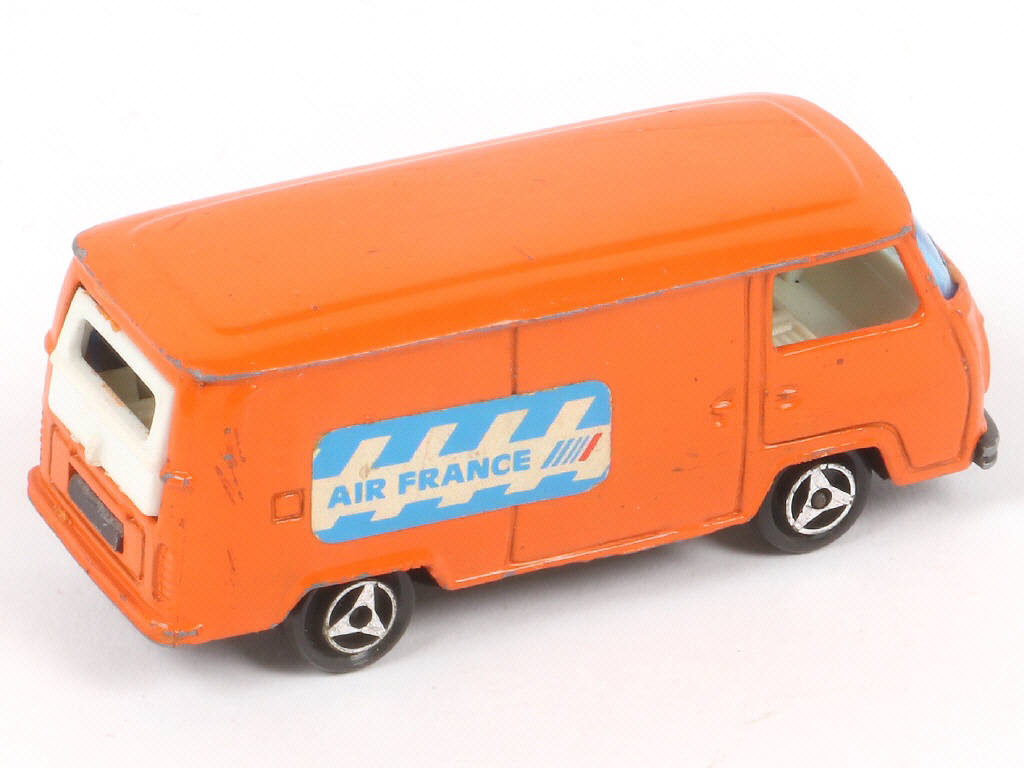 Lot 188 - MAJORETTE (FRANCE) (1)