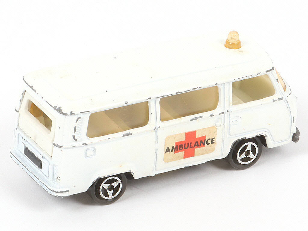 Lot 197 - MAJORETTE (FRANCE) (1)