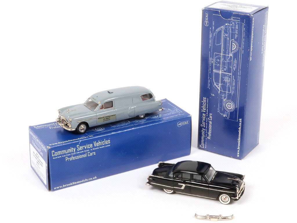 Lot 85 - BROOKLIN MODELS (GB) (2)