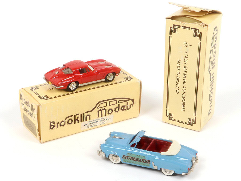Lot 86 - BROOKLIN MODELS (GB) (2)