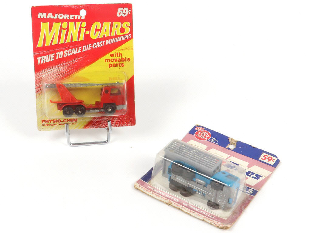 Lot 179 - MAJORETTE (FRANCE) (2)