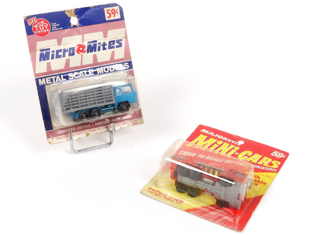 Lot 179 - MAJORETTE (FRANCE) (2)