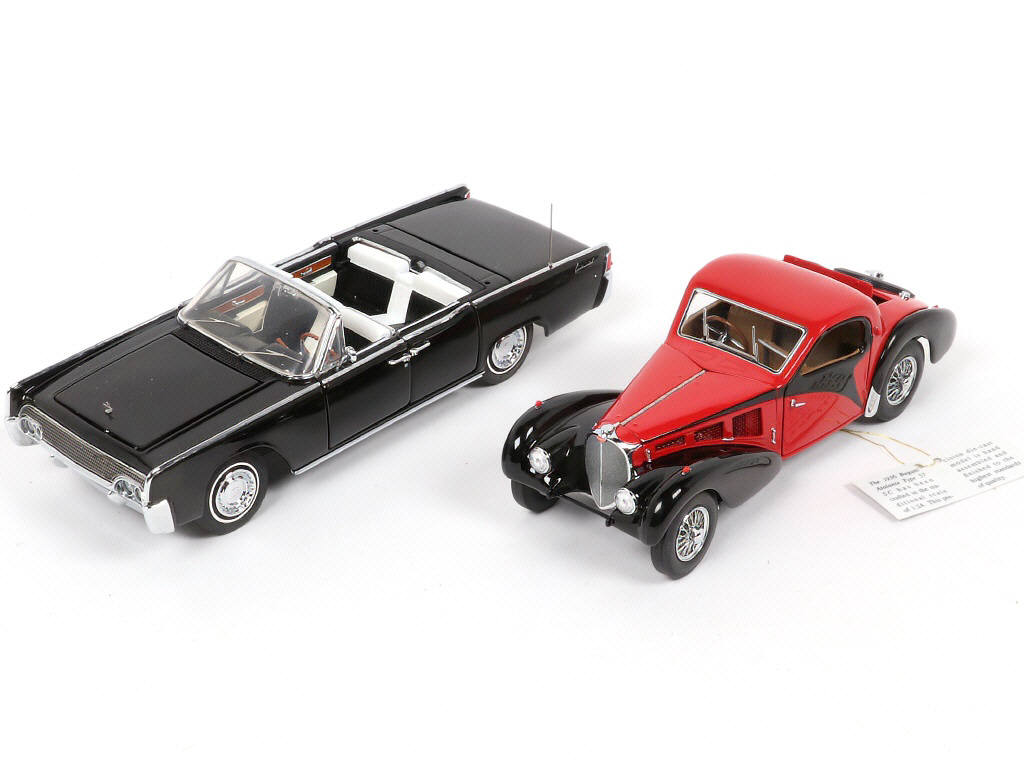 Lot 48 - FRANKLIN MINT (USA) (2)