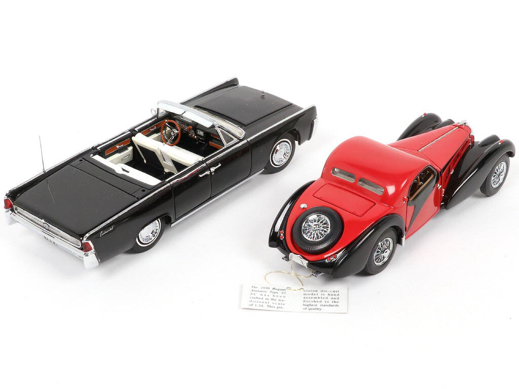 Lot 48 - FRANKLIN MINT (USA) (2)