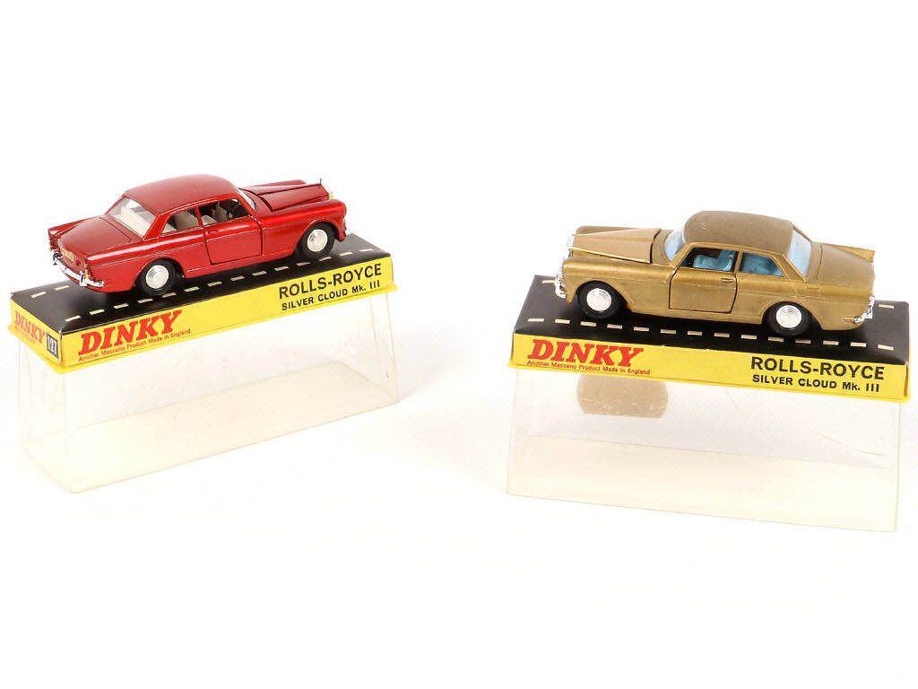 Lot 254 - DINKY TOYS (GB) (2)