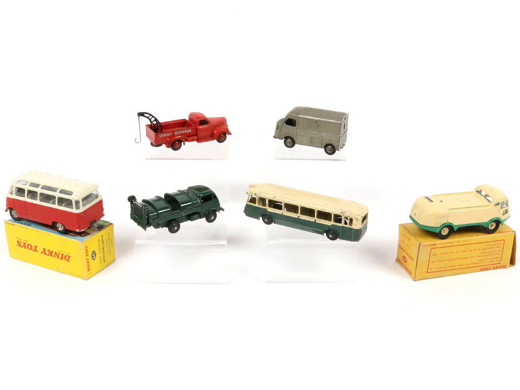 Lot 292 - DINKY TOYS (FRANCE) (6)