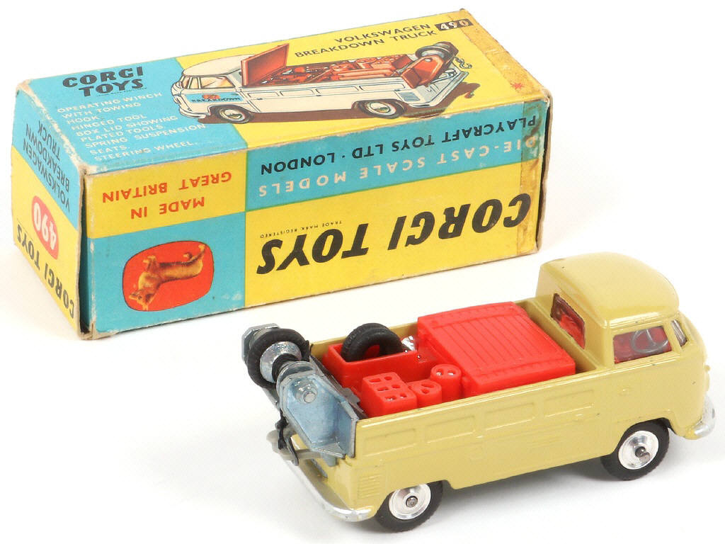 Lot 135 - CORGI TOYS (GB) (1)