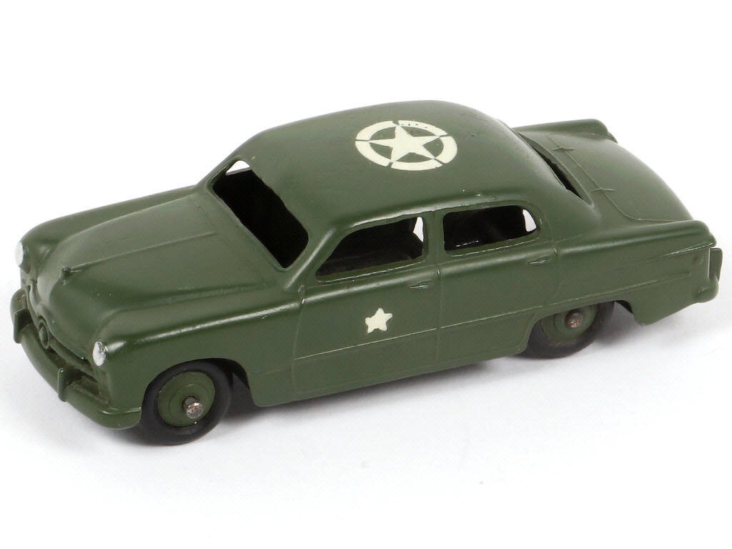 Lot 250 - DINKY TOYS (GB) (1)