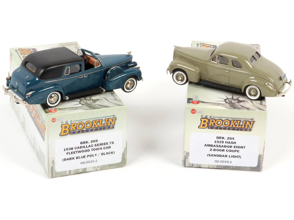 Lot 158 - BROOKLIN MODELS (GB) (2)