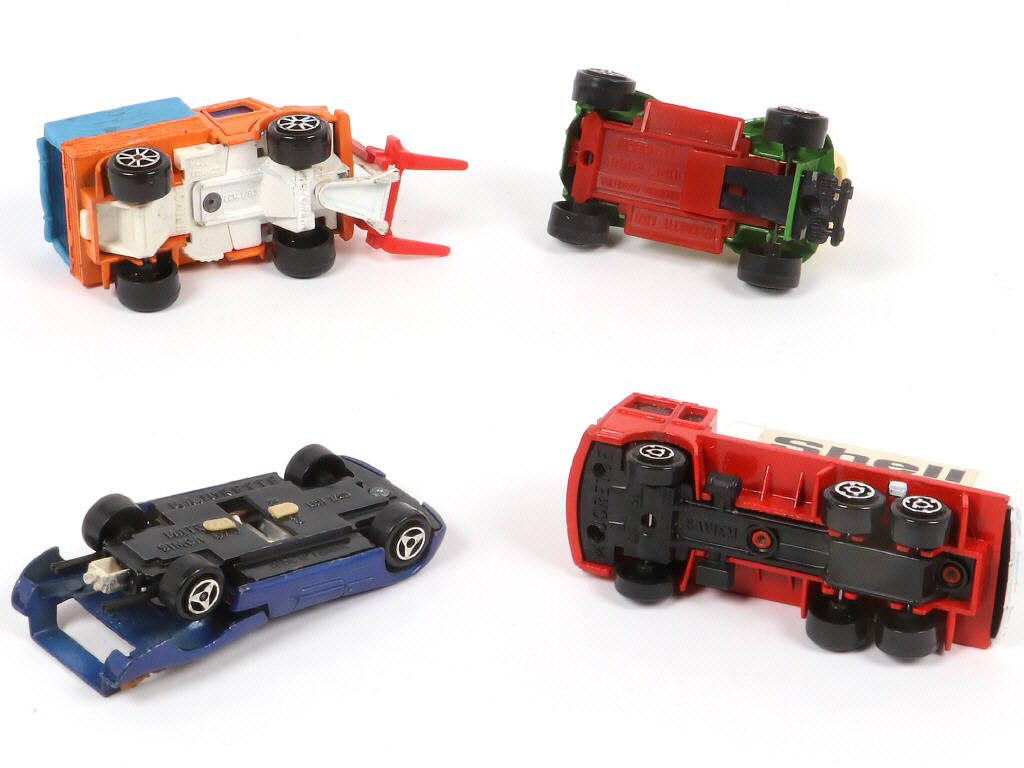 Lot 225 - MAJORETTE (FRANCE) (4)