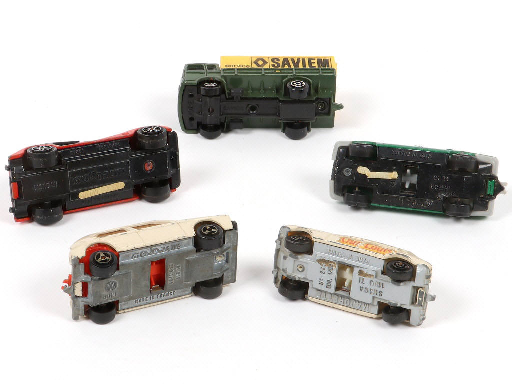 Lot 228 - MAJORETTE (FRANCE) (5)