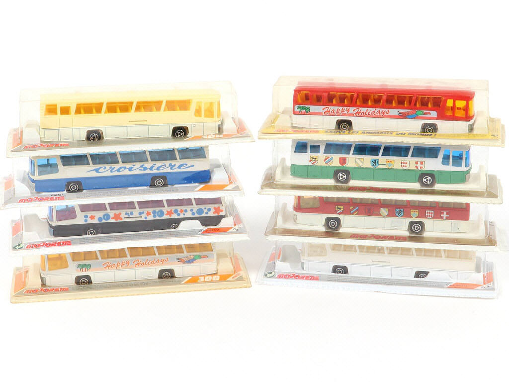 Lot 233 - MAJORETTE (FRANCE) (8)