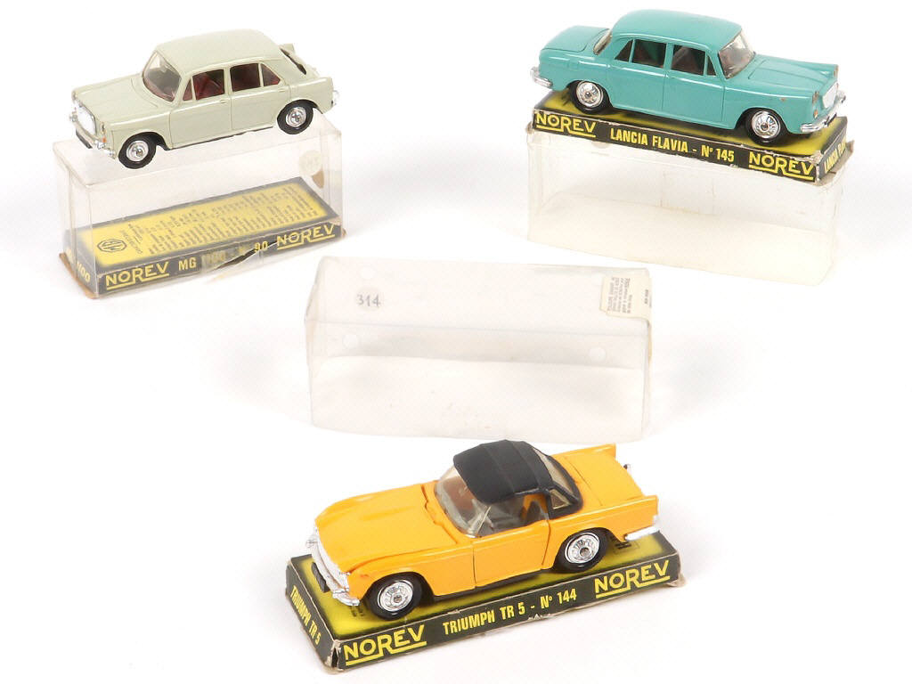 Lot 194 - NOREV (FRANCE) (3)