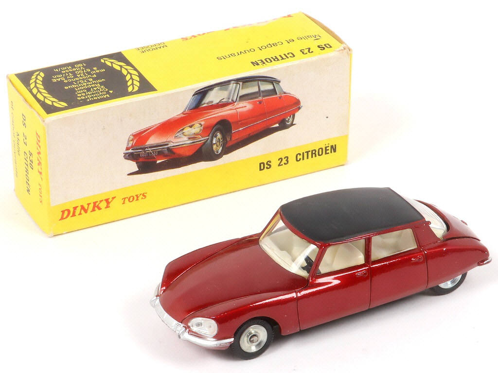 Lot 275 - DINKY TOYS (FRANCE) (1)