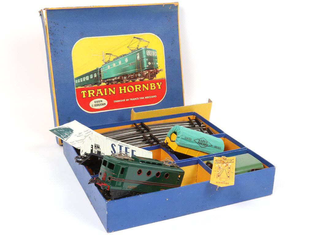 Lot 7 - HORNBY 'O' (FRANCE) (1)
