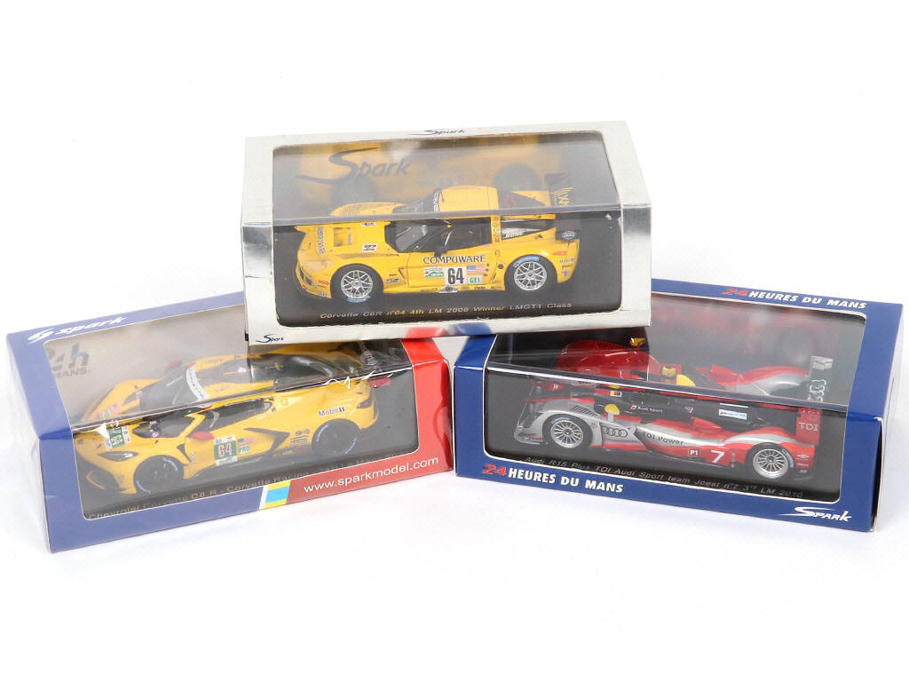 Lot 32 - SPARK (MACAU) (3)
