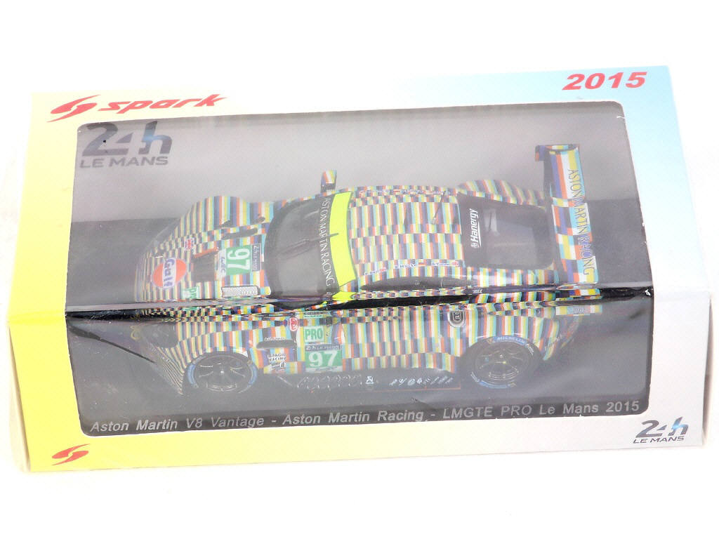 Lot 35 - SPARK (MACAU) (3)