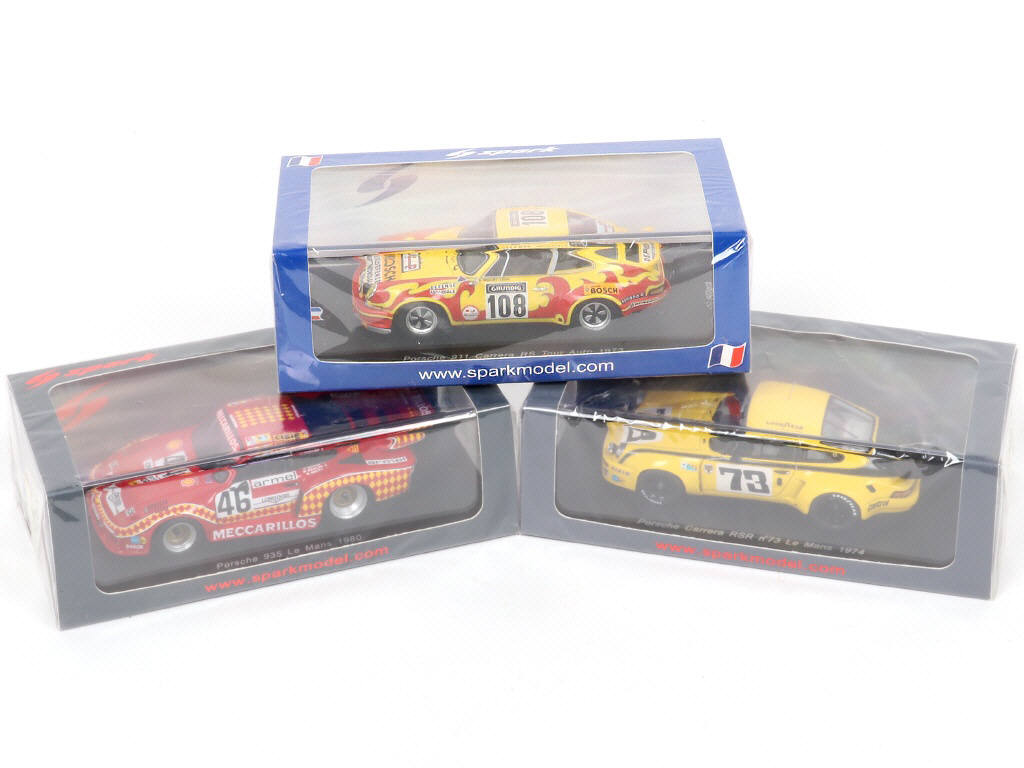 Lot 42 - SPARK (MACAU) (3)