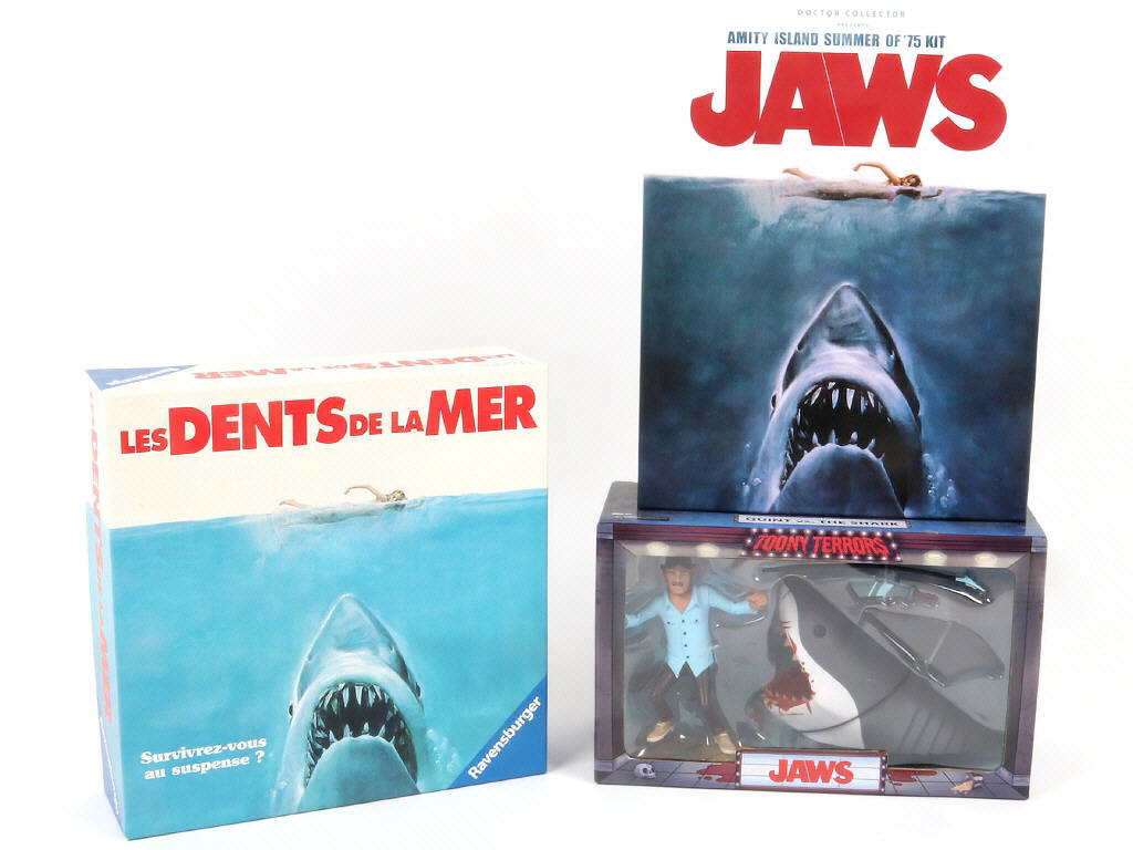 Lot 271 - DIVERS (3)