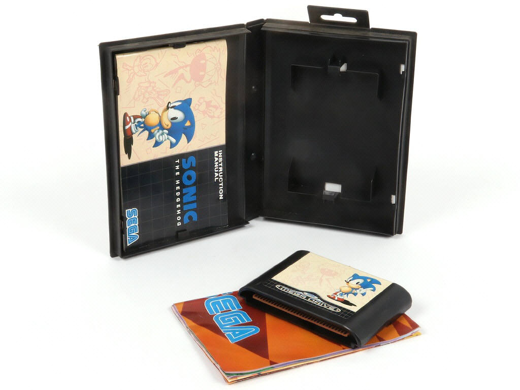 Lot 18 - DIVERS (9)