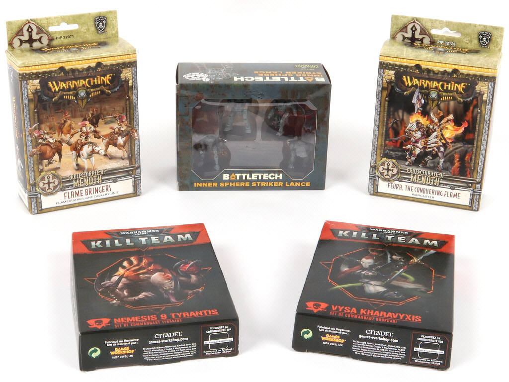 Lot 158 - DIVERS (11)