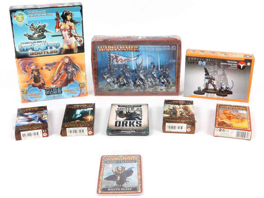 Lot 217 - DIVERS (20)