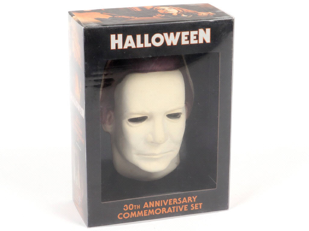 Lot 146 - DIVERS (3)