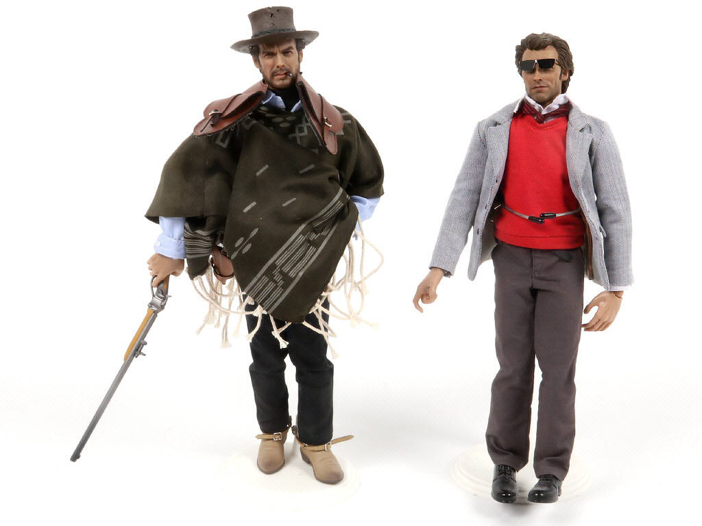 Lot 207 - DIVERS (4)