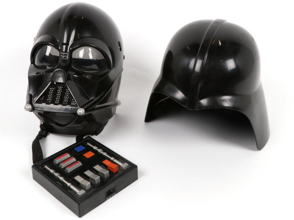 Lot 267 - DIVERS (2)