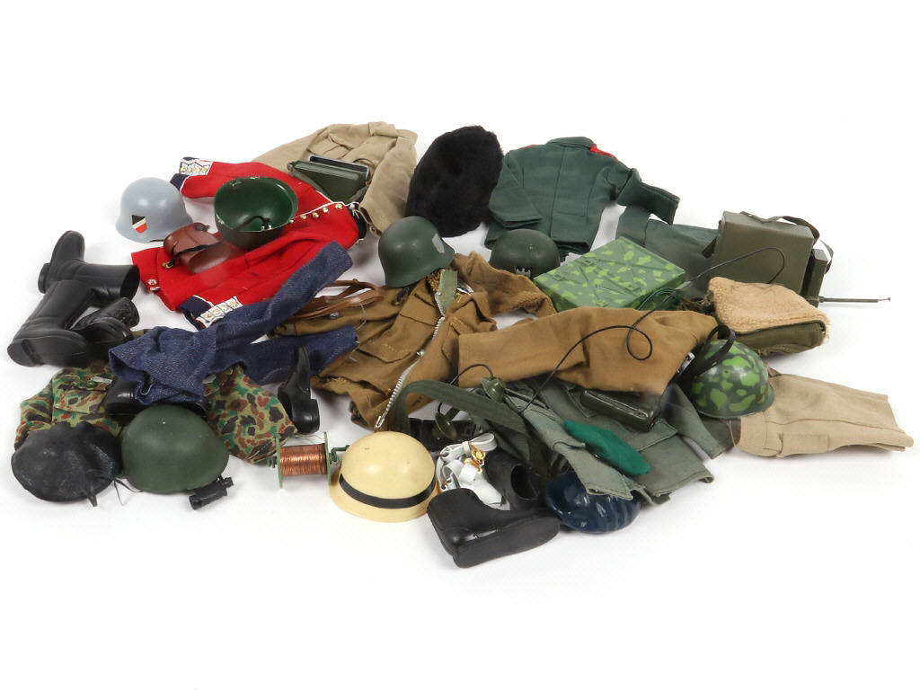 Lot 213 - DIVERS (50)