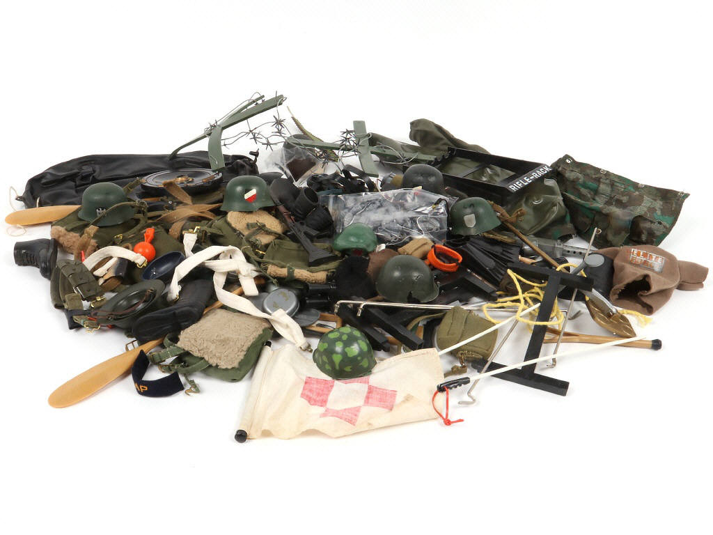 Lot 214 - DIVERS (50)