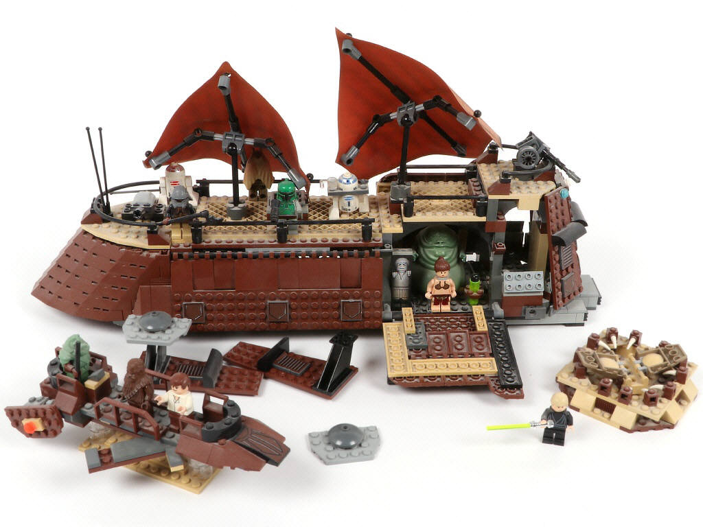 Lot 226 - LEGO (DANEMARK) (1)