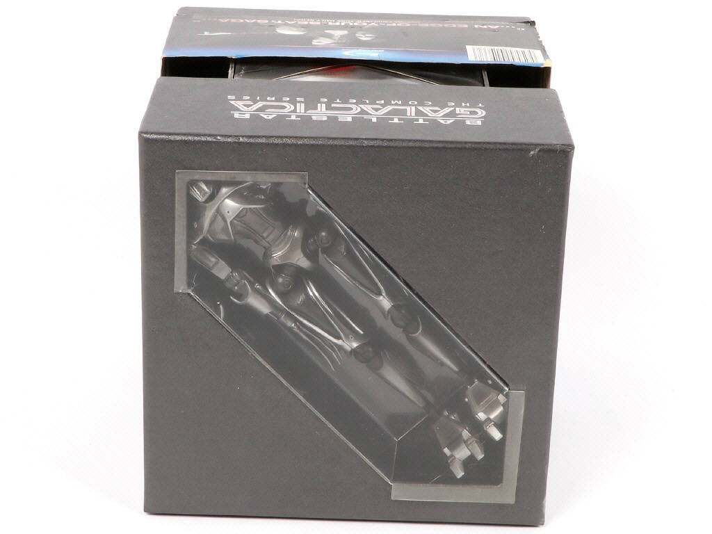 Lot 270 - DIVERS (3)